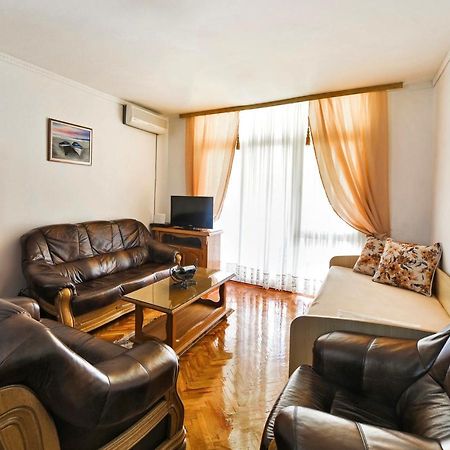 Apartment D-Moll ストモレ エクステリア 写真