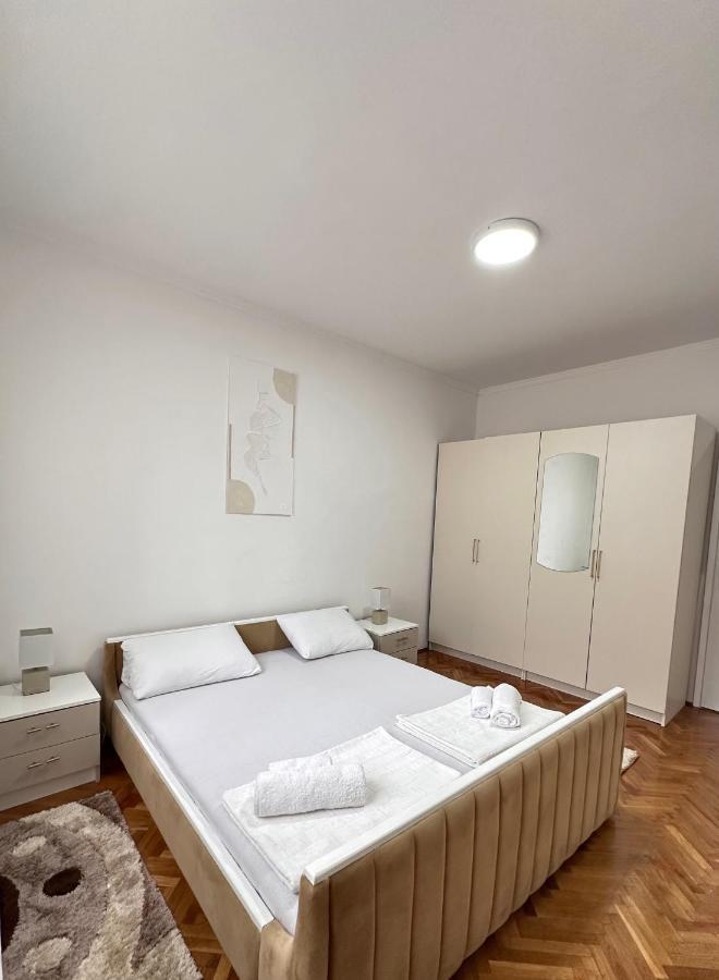 Apartment D-Moll ストモレ エクステリア 写真